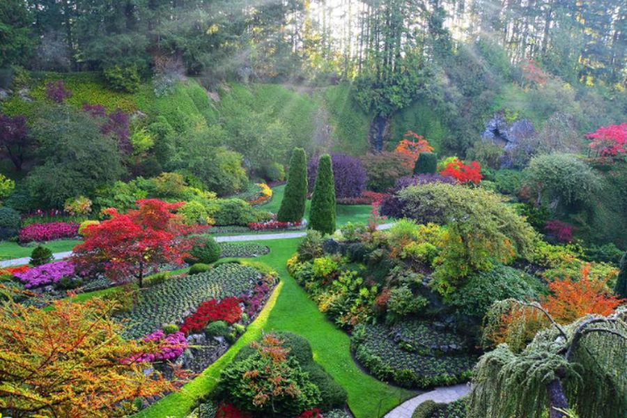 Uitzicht over de tuinen van Butchart Gardens in Victoria in Canada.
