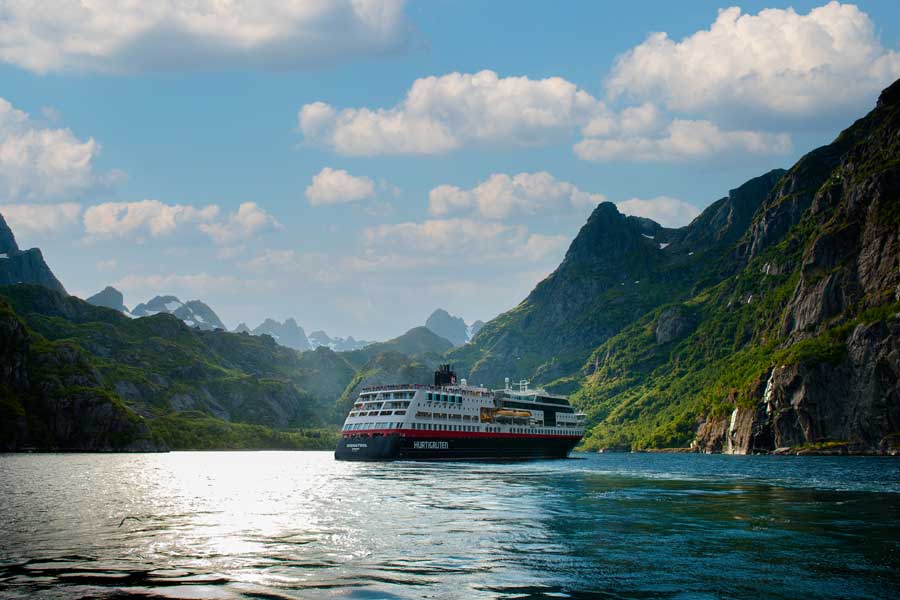 2026 16-Daagse Hurtigruten bus & treinreis
