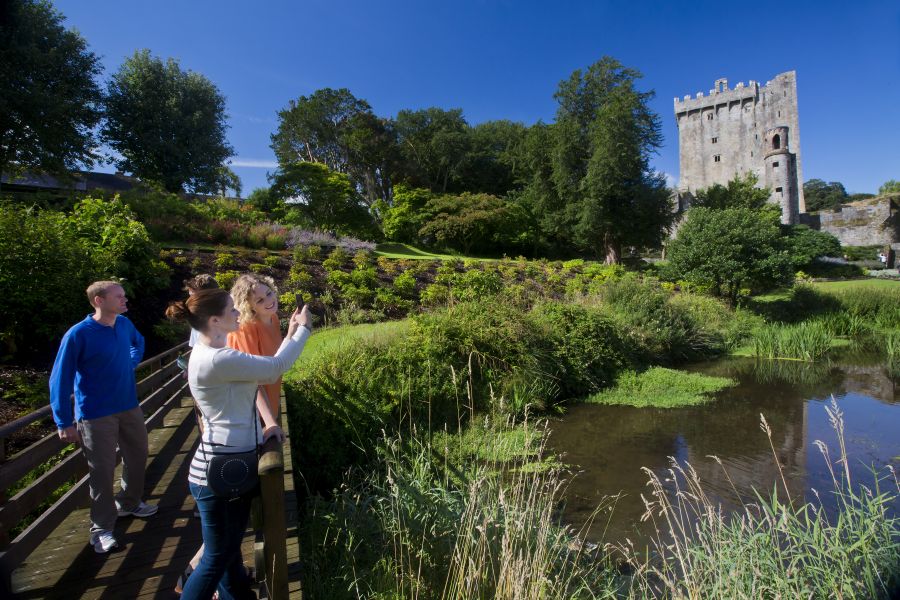 Blarney Castle  Hostelbudgetreis per bus Ierland