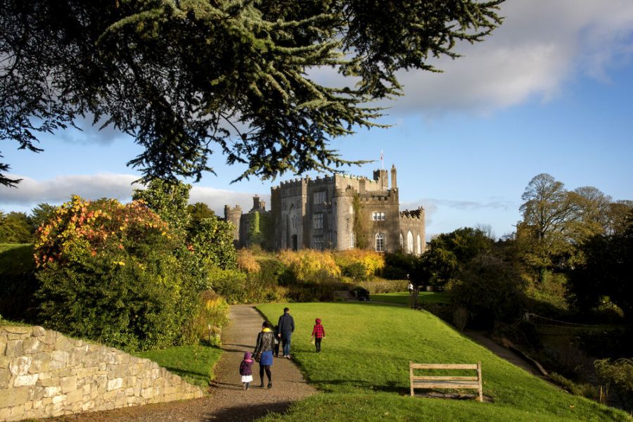 Dungeon Bar Kinnity Castle, combinatiereis Dublin & Kinnitty Castle