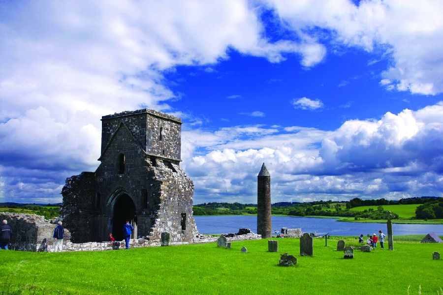 Devenish Island autorondreis Ierland B&B