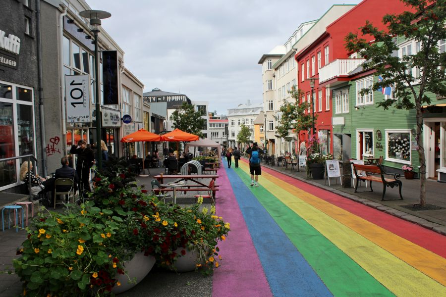 Regenboogstraat Skolavï¿½rdustigur Reykjavik
