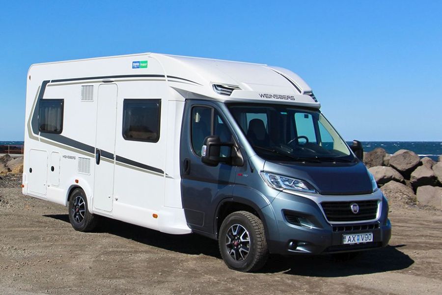 Campers & motorhomes vanuit Akureyri Europcar