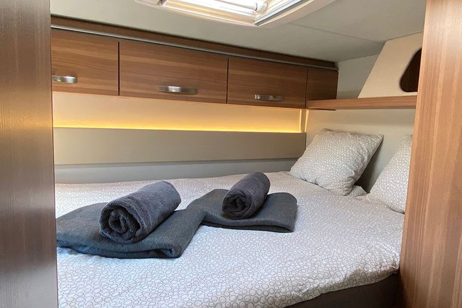 Campers & motorhomes vanuit Akureyri Europcar