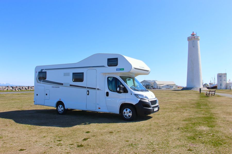 Campers & motorhomes vanuit Akureyri Europcar