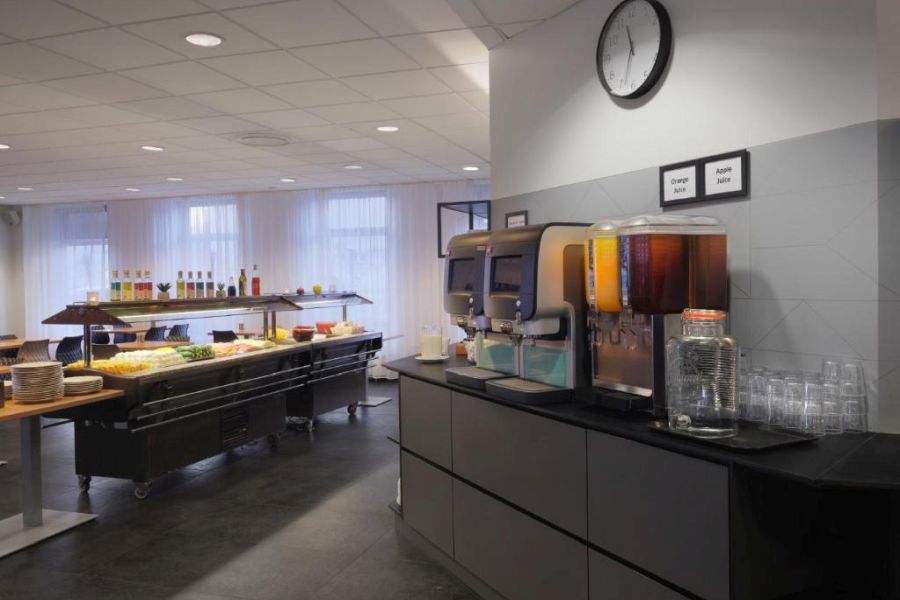 Hotel Cabin, Reykjavik