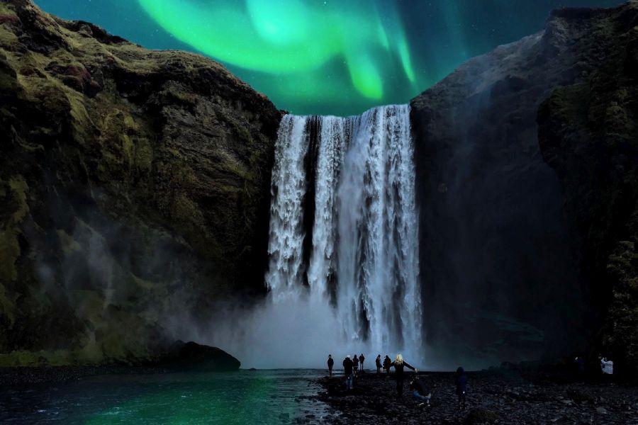 Skogafoss noorderlicht IJsland