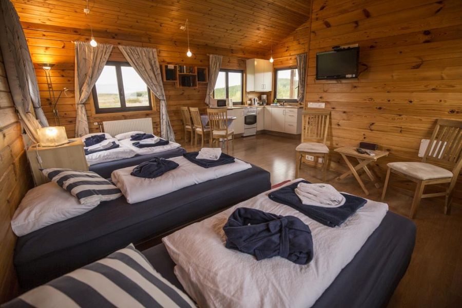 Hestasport Cottages, Varmahlid