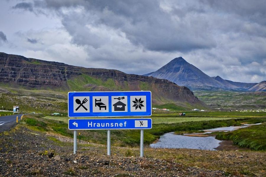 Hraunsnef Cottages, Bifröst