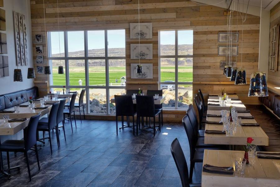 Hraunsnef Cottages, Bifröst