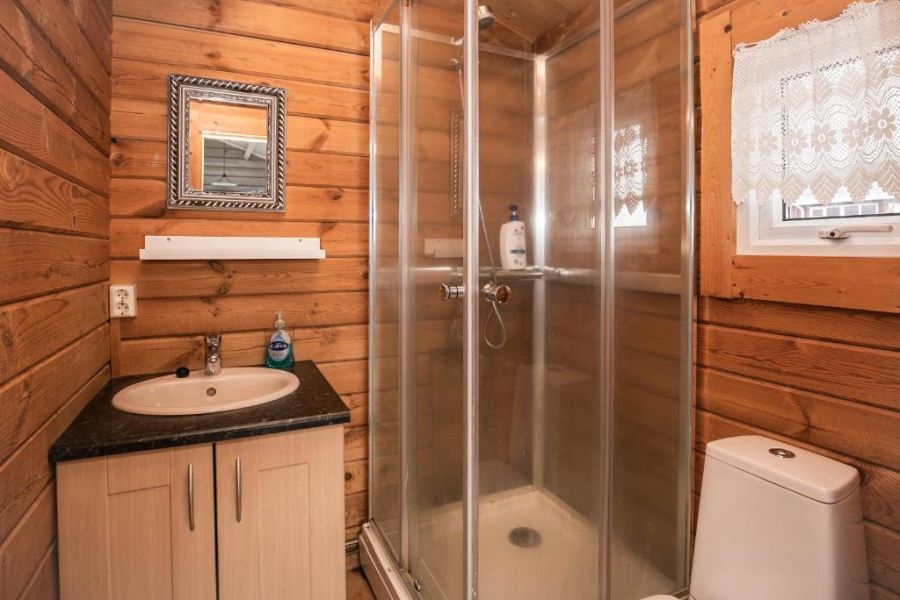 Moar Cottages, Akranes