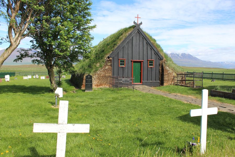 Vídimyrarkirkja Autorondreis IJsland